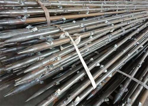 新干管棚钢花管加工